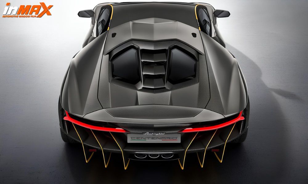 Phần đuôi xe Lamborghini Centenario được thiết kế với nhiều chi tiết độc đáo