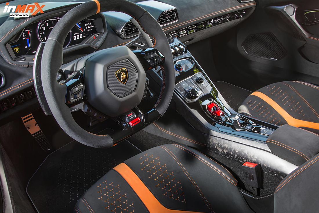 Khoang nội thất siêu xe Lamborghini Huracan Performante