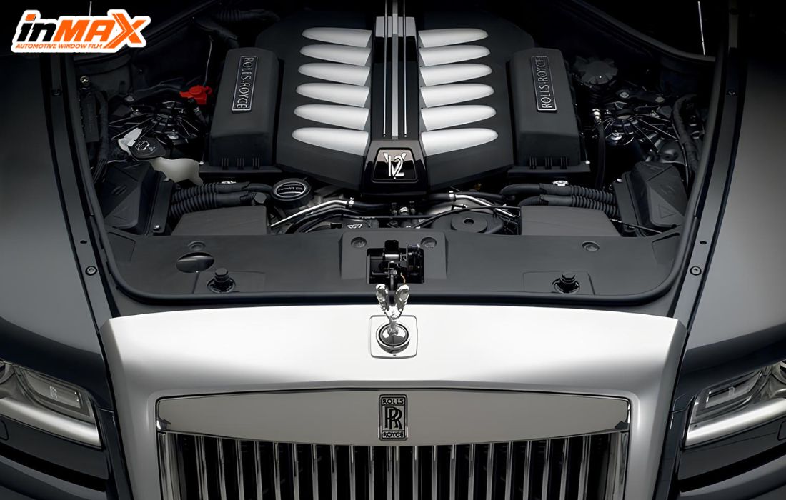 Rolls Royce Phantom EWB sở hữu khối động cơ V12 cực mạnh