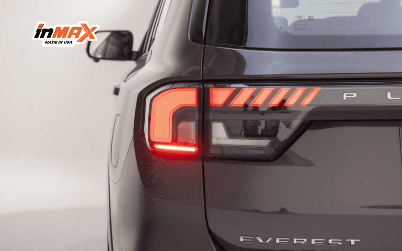 duoi-xe-Ford-Everest-Platinum