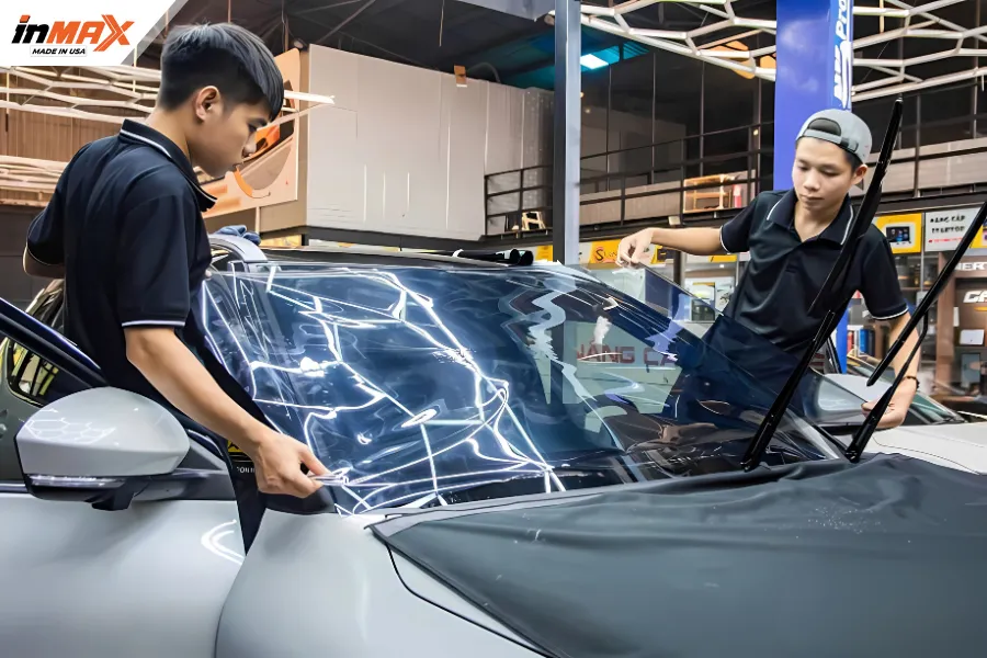 Có nên dán phim phản xạ nhiệt cho xe Toyota Yaris Cross không?