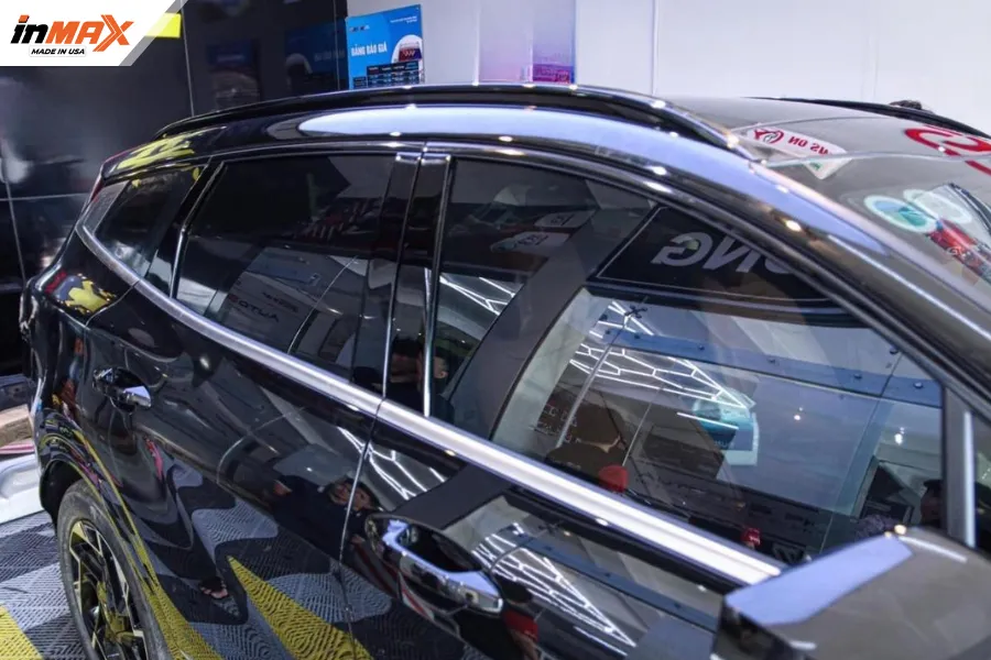 Dán phim phản xạ nhiệt cho xe Kia Sportage tăng sự riêng tư