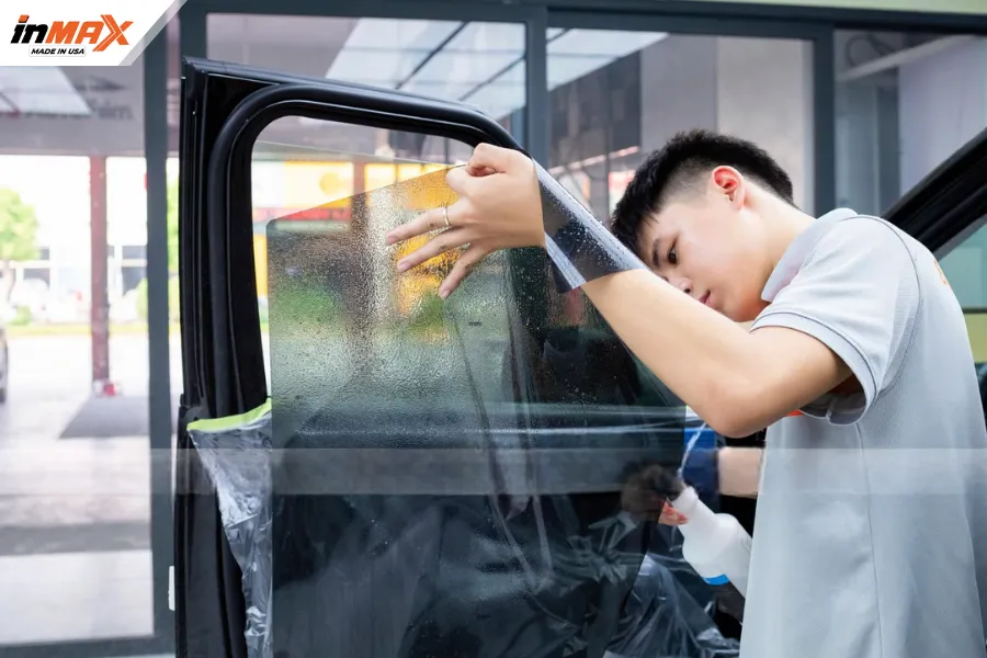Quy trình dán phim phản xạ nhiệt cho xe Hyundai Santafe