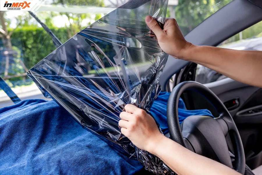 Kinh nghiệm dán phim phản xạ nhiệt cho xe Toyota Veloz