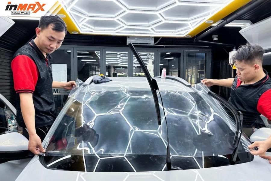 Quy trình dán phim phản xạ nhiệt cho xe Honda BR-V