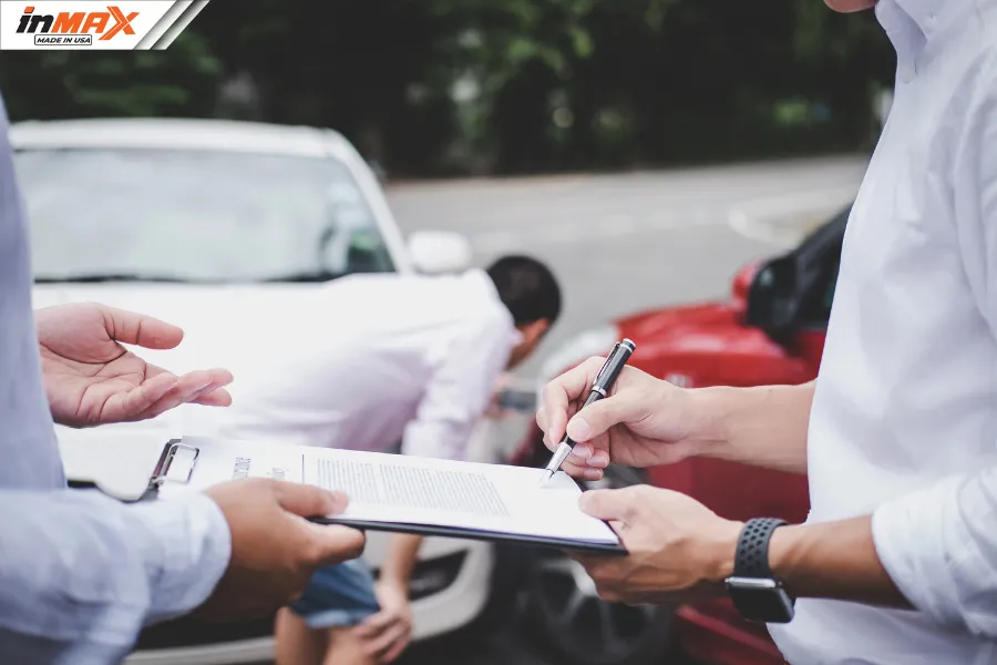 Bảo hiểm ô tô bắt buộc bồi thường thiệt hại về người, tài sản khi xảy ra tai nạn