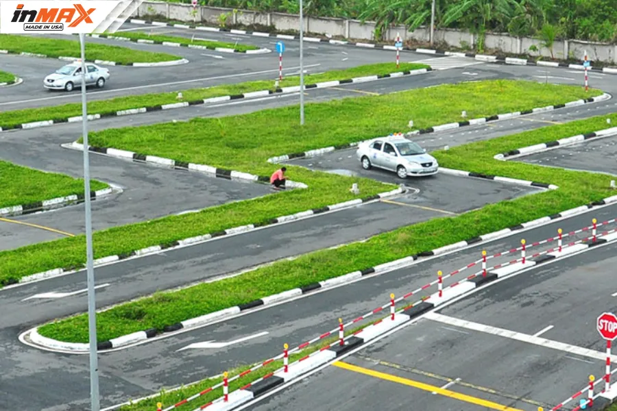 Thi sa hình sát hạch giấy phép lái xe