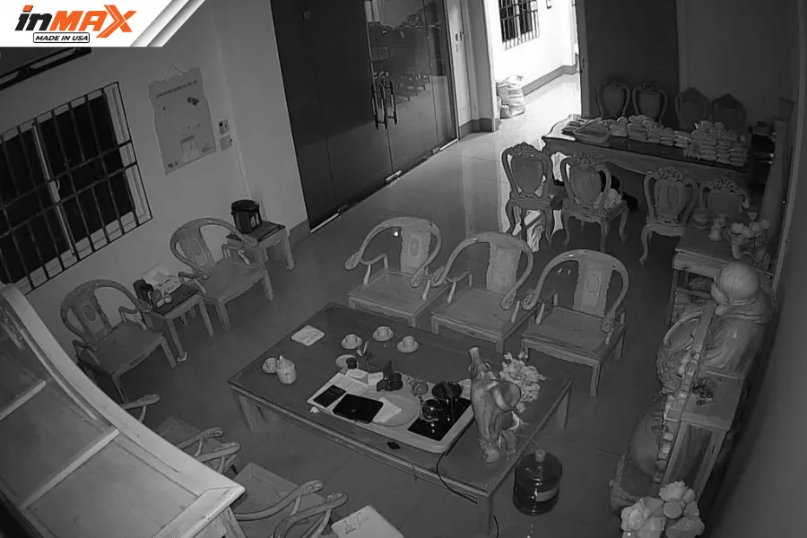 Camera hồng ngoại