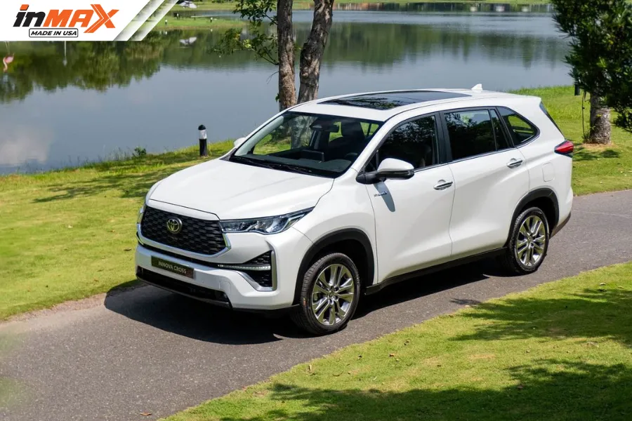 Toyota Innova Cross HEV