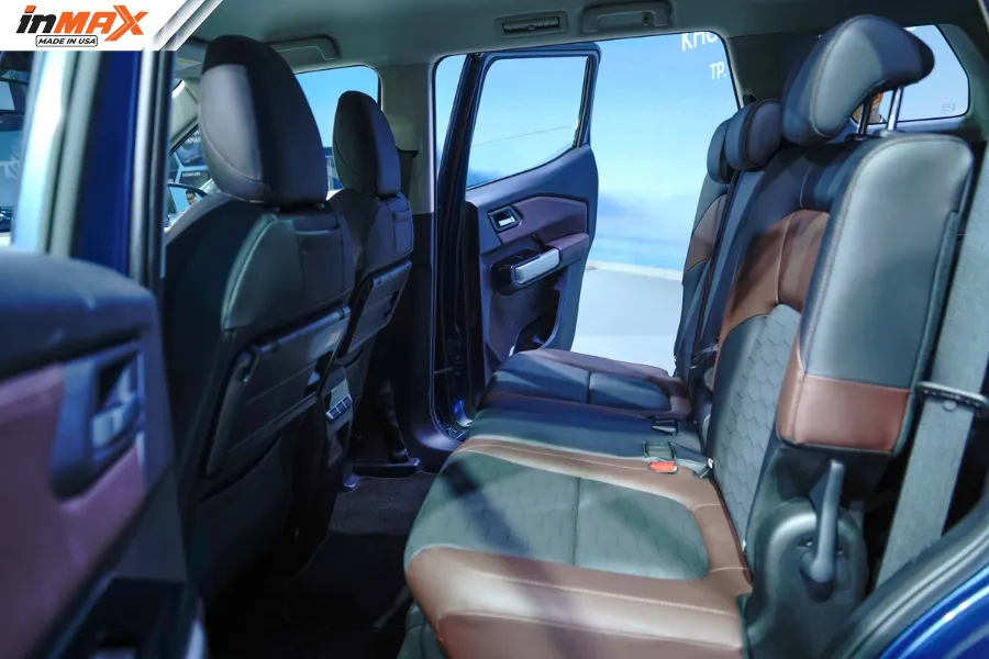 Mitsubishi Destinator-Hàng ghế sau