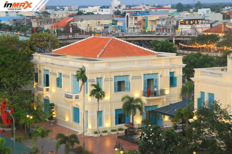 Dinh thự công tử Bạc Liêu