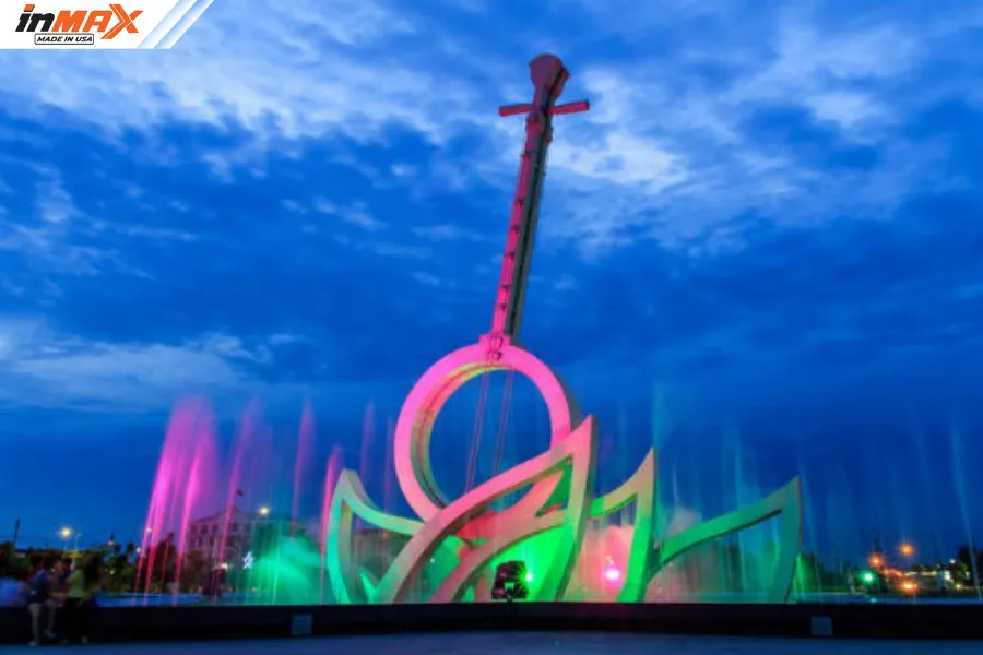 Quảng trường Hùng Vương – Nhà hát Cao Văn Lầu