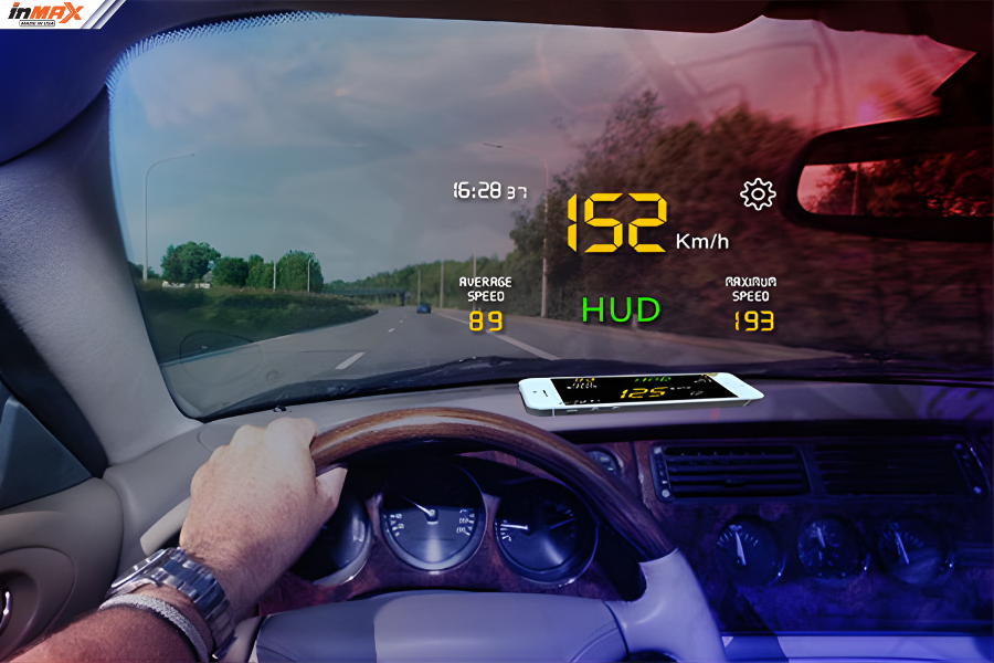 Màn hình HUD là gì mà có thể phản chiếu lên kính lái?