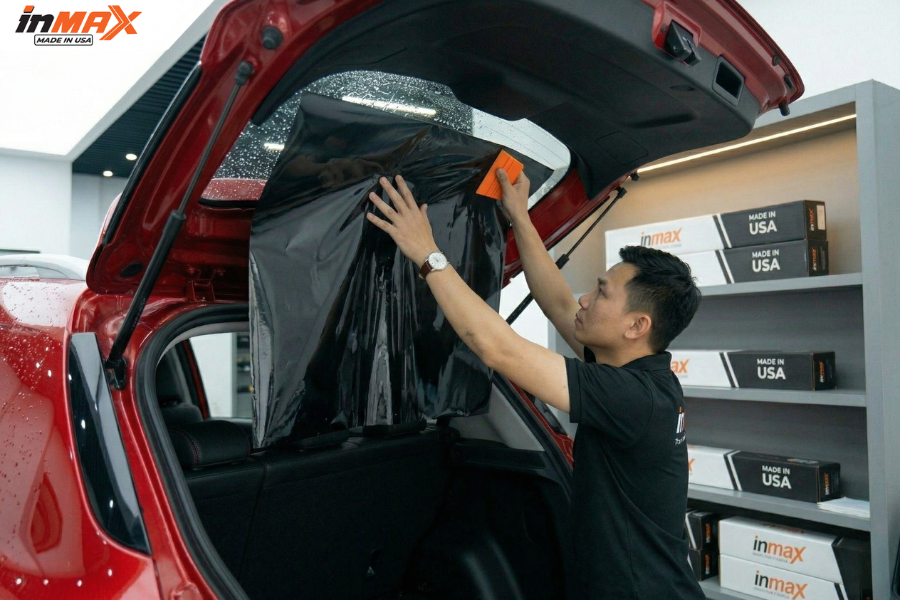 Quy trình dán phim phản xạ nhiệt cho xe Vinfast MPV 7 tại INMAX