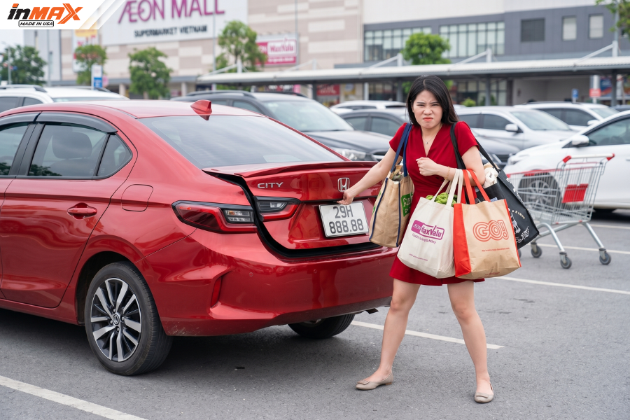 Bất tiện khi chưa cốp điện Honda City