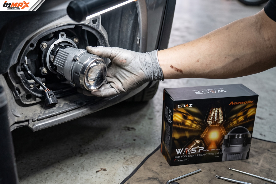 Đèn bi gầm Aozoom Wasp