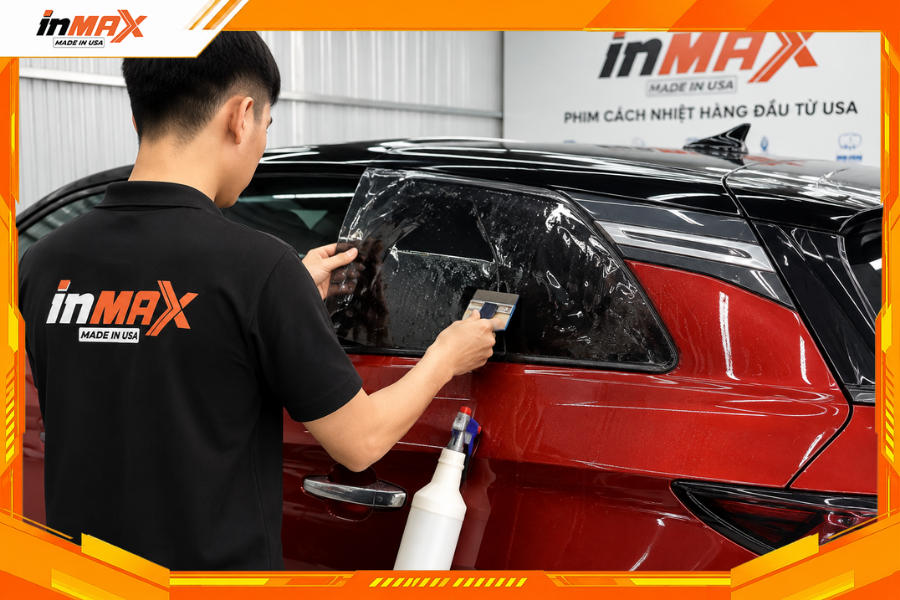 Dán phim cách nhiệt cho xe VF7 vị trí kính sườn sau