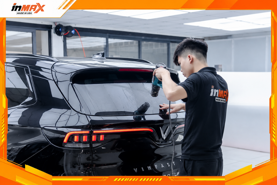 Sấy tạo hình phim ôm sát đường cong kính xe