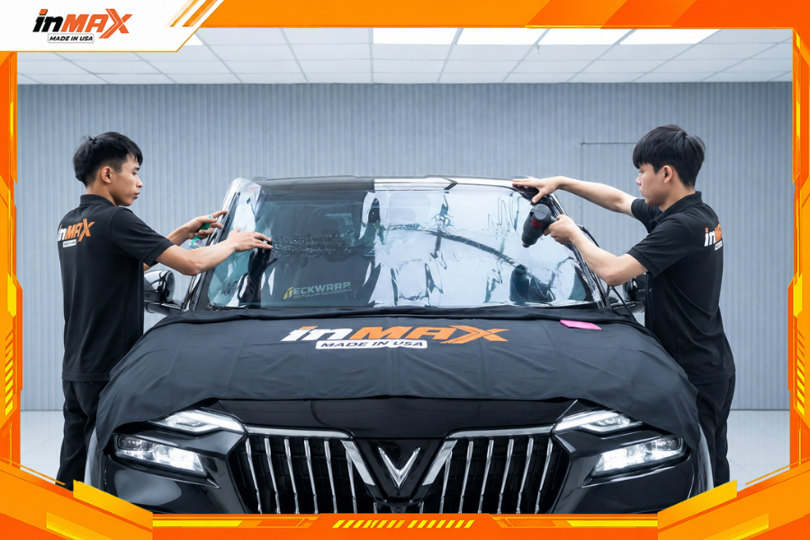 Dán phim cách nhiệt cho xe Vinfast President vị trí kính lái