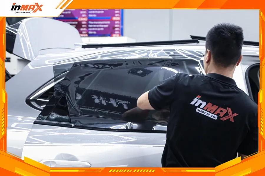 Quy trình dán phim cách nhiệt cho xe VF8