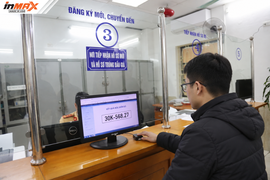 Thực hiện đăng ký biển số xe Hà Nội tại Công an Xã, Phường, Thị Trấn hoặc Thành phố