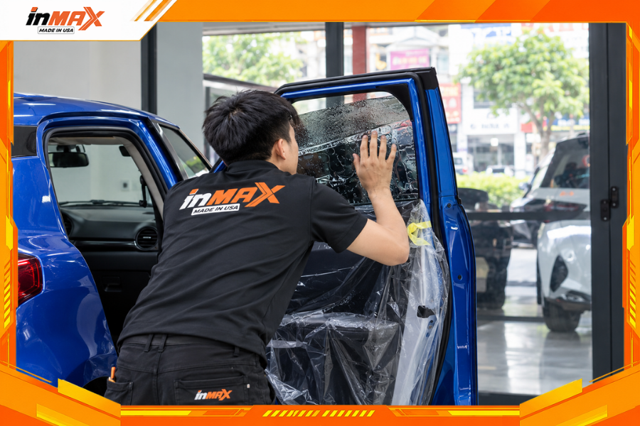 Dán phim cách nhiệt cho xe Suzuki Swift vị trí kính sườn