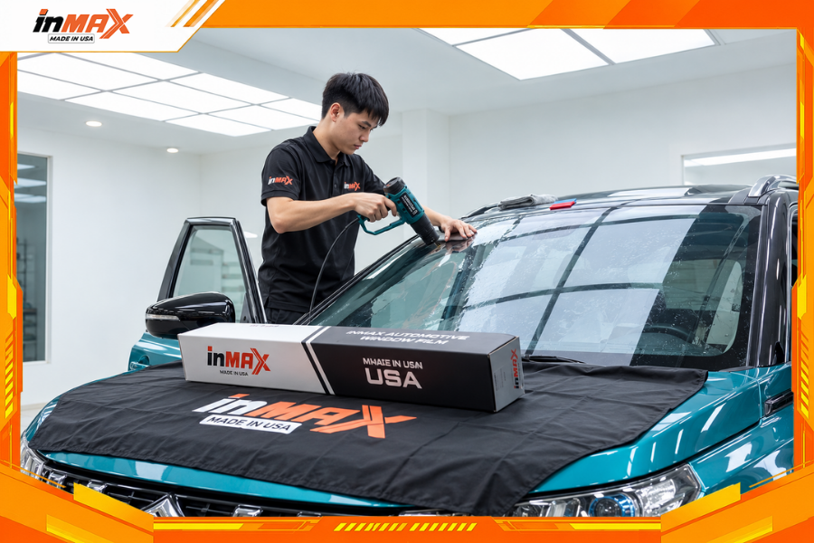 Dán phim cách nhiệt cho xe Suzuki Vitara vị trí kính lái